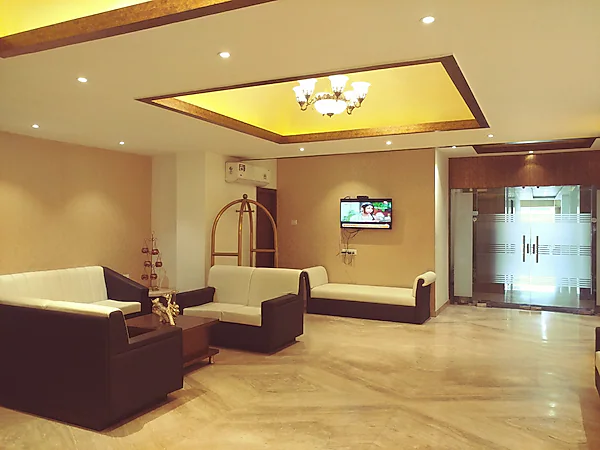 Lobby Lounge Sitting